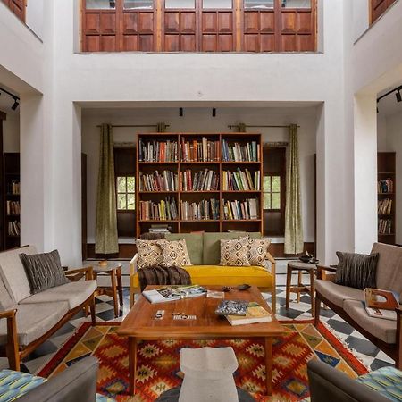Lohonostays Library Sadhrana Bagh غورغاون المظهر الخارجي الصورة