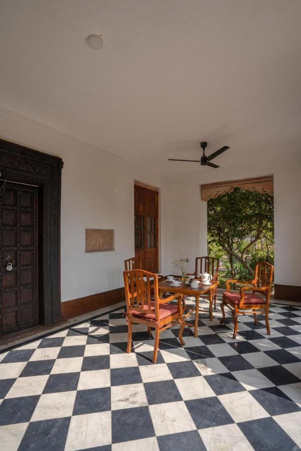 Lohonostays Library Sadhrana Bagh غورغاون المظهر الخارجي الصورة